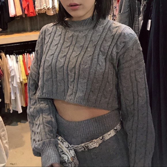 Set of cropped Knit sweater top and short - Picture 4 of 8